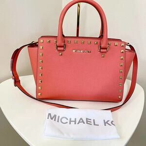 Michael Kors 30T3GSMS2L Selma Studded Medium crossbody In PNKGRAPFRUIT